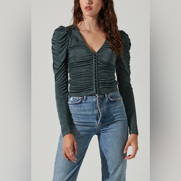 Astr Tops - NWT | Astr | Encino Ruched Puff Shoulder Long Sleeve Top | Sz S